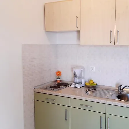 Studio Apartment Green Olive Διαμέρισμα
